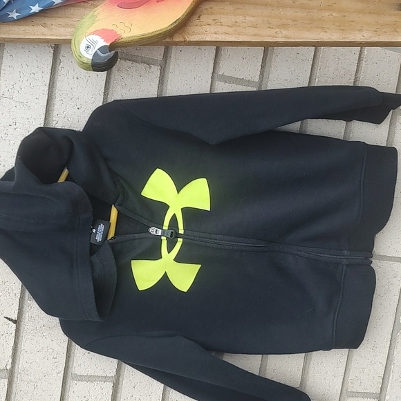 Under Armour//Hoodie - Picture 4 of 10